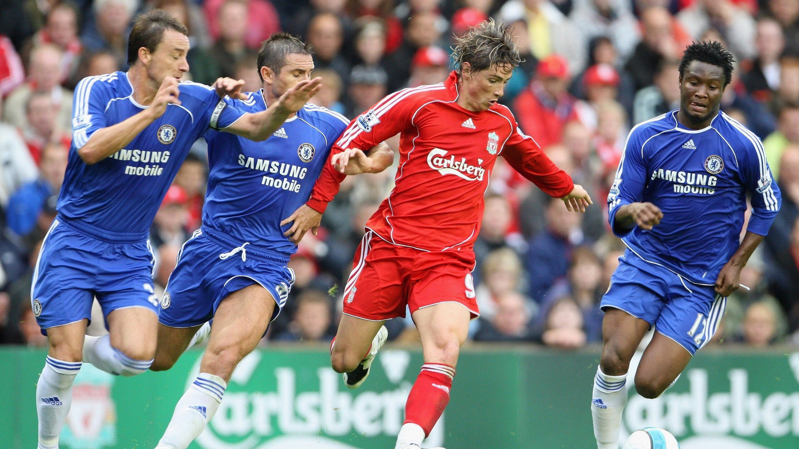 西甲国家德比之夜,恩比德惊艳四座,当篮球巨星照亮足球圣殿